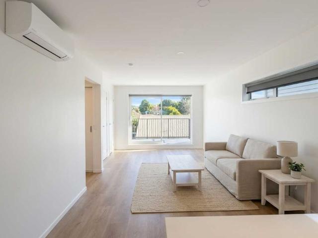 House for rent in Henderson-Massey, Rapanui