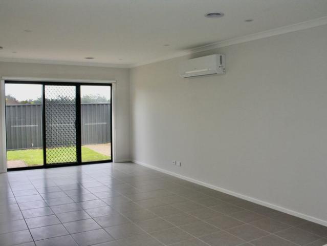 Room for rent in Camerons Creek, Victoria