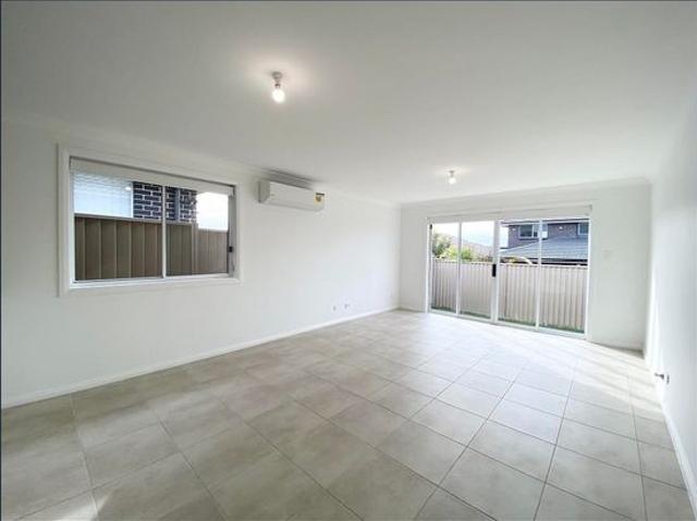 House for rent in Edmondson Park, Sydney