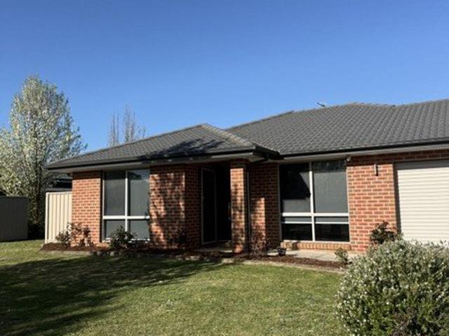 House for rent in Ballan, Victoria