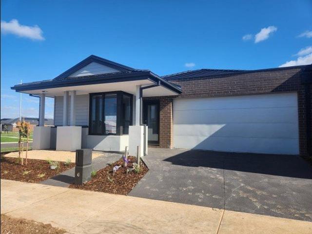 House for rent in Mambourin, Melbourne