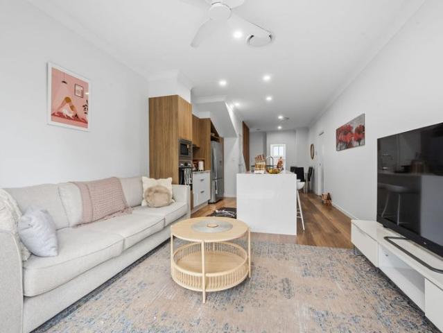 Townhouse for rent in Toombul, Queensland
