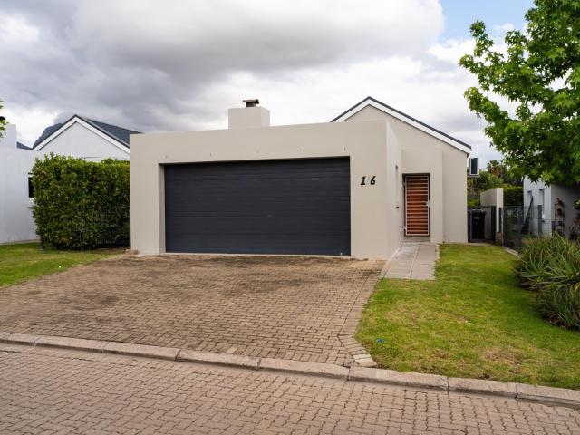 House for rent in Paarl, Drakenstein Local Municipality