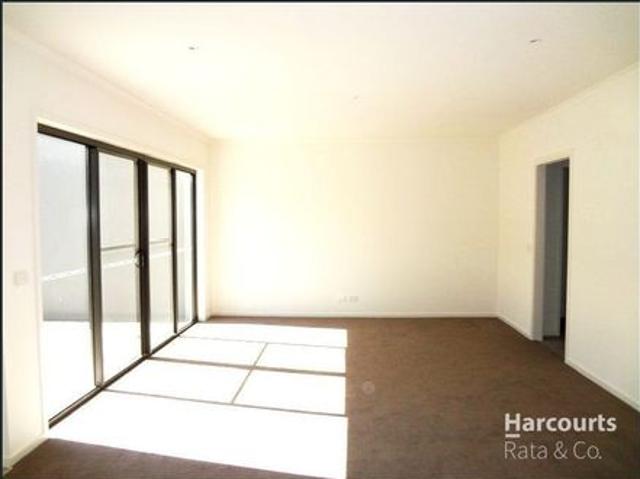 Townhouse for rent in Camerons Creek, Victoria