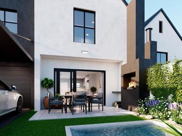 Townhouse for sale in Ferndale, Randburg