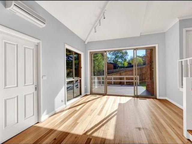 Townhouse for rent in Camerons Creek, Victoria
