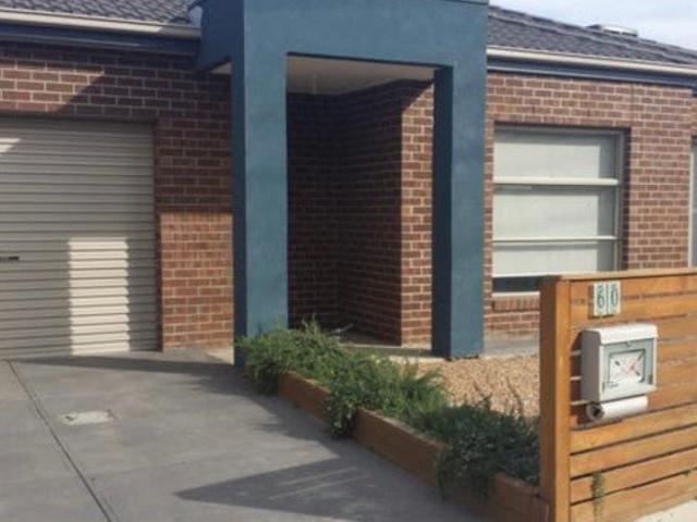 House for rent in Altona North, Melbourne