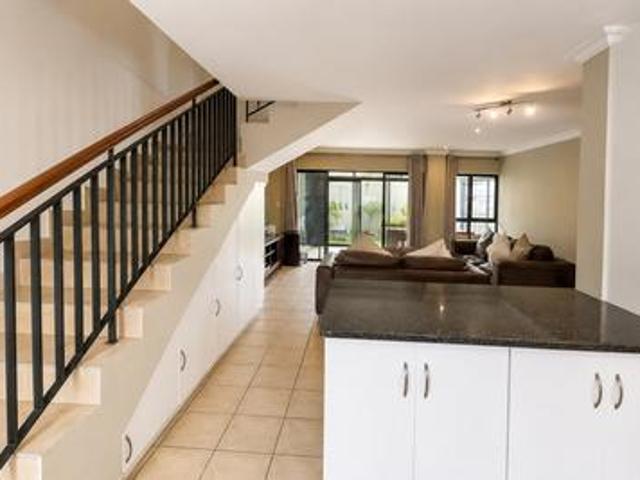 Townhouse for sale in Waterkloof, Gauteng
