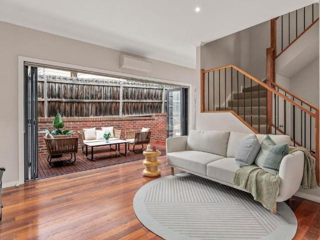 Townhouse for rent in Doncaster East, Melbourne