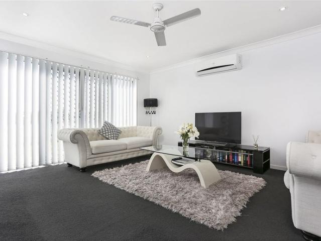 Townhouse for rent in Freshwater, Greater Brisbane