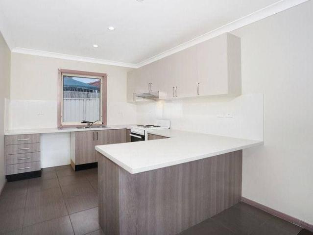 Townhouse for rent in Sydney, New South Wales