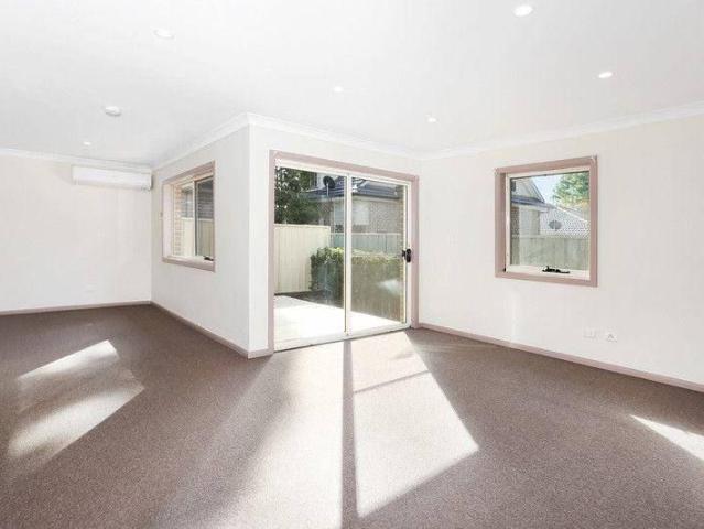 Townhouse for rent in Sydney, New South Wales