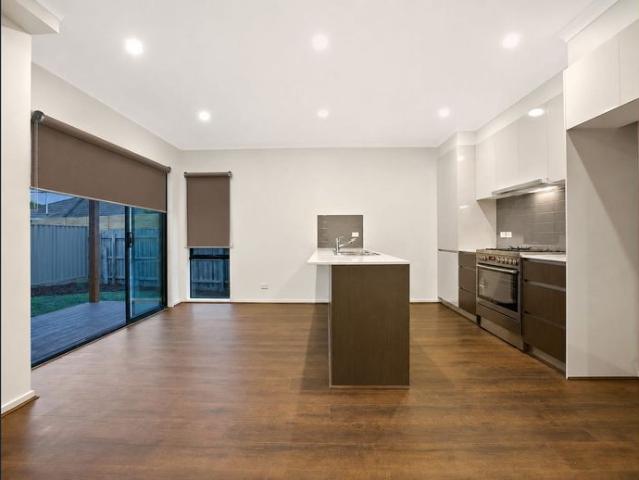 Townhouse for rent in Camerons Creek, Victoria