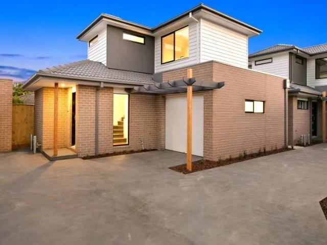 Townhouse for rent in Camerons Creek, Victoria