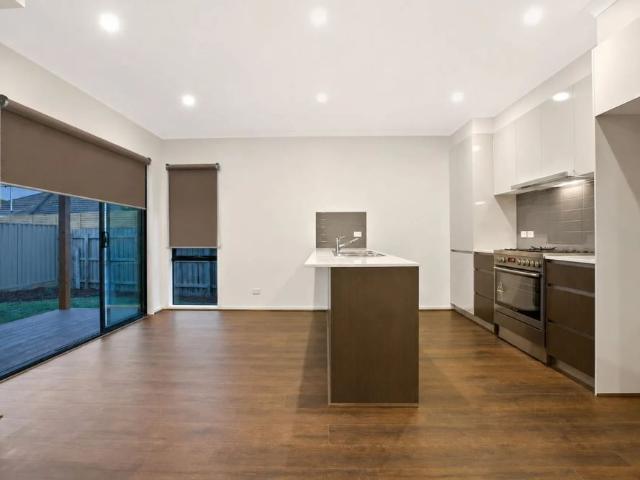 Townhouse for rent in Camerons Creek, Victoria