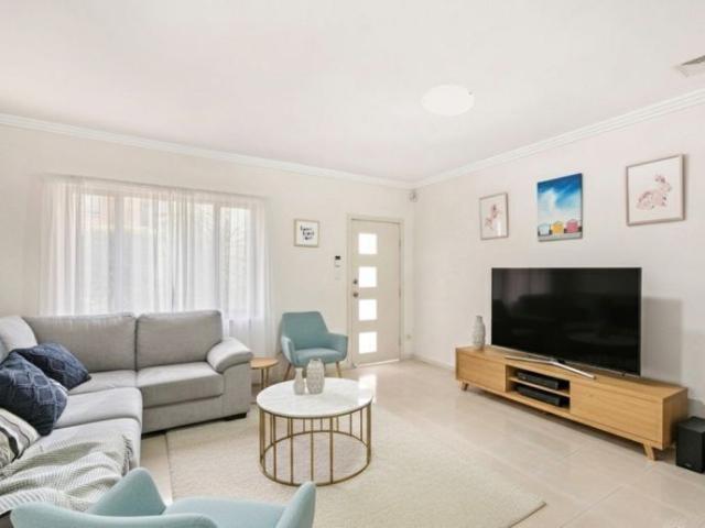 Townhouse for rent in Sydney, New South Wales