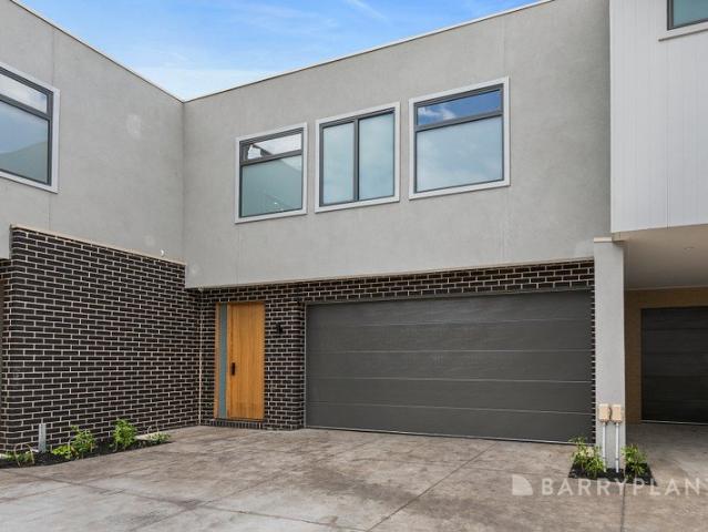Townhouse for rent in Camerons Creek, Victoria