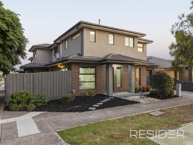 Townhouse for rent in Camerons Creek, Victoria