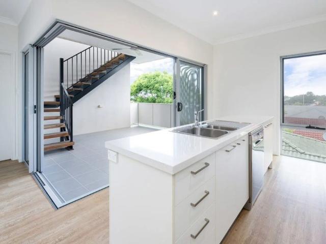 Townhouse for rent in Toombul, Queensland