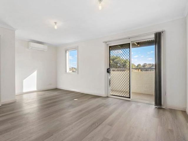 Townhouse for rent in Sydney, New South Wales