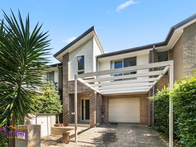 Townhouse for rent in Sydney, New South Wales