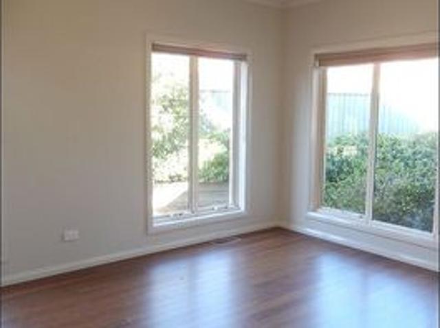 Townhouse for rent in Camerons Creek, Victoria