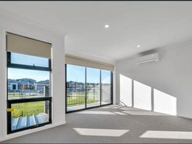 Townhouse for rent in Camerons Creek, Victoria