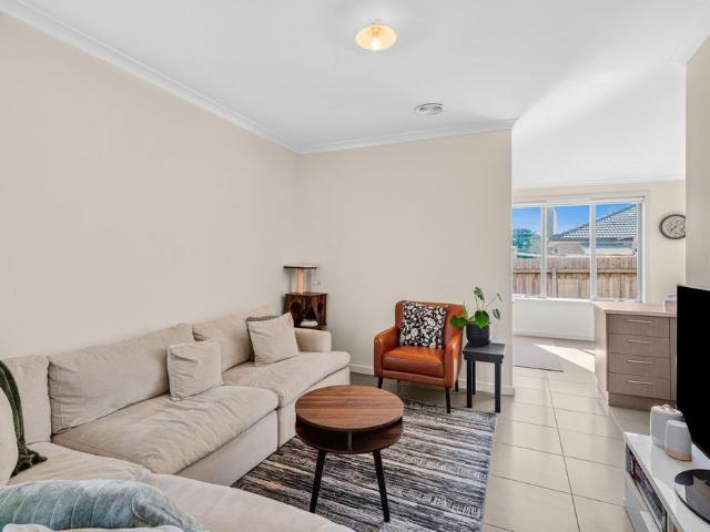 Apartment for rent in Breakwater, Geelong