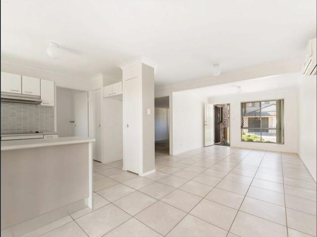 Townhouse for rent in Toombul, Queensland