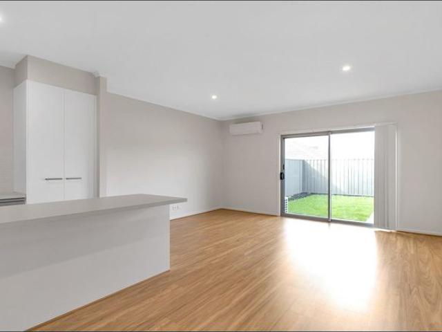 Townhouse for rent in Mount Barker, South Australia