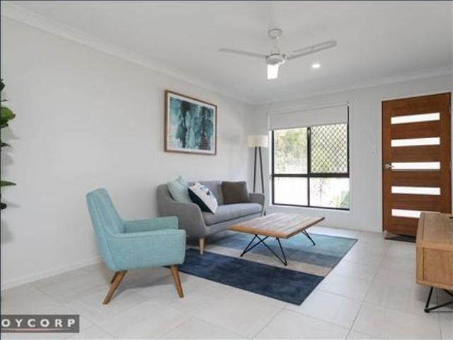 Townhouse for rent in Toombul, Queensland