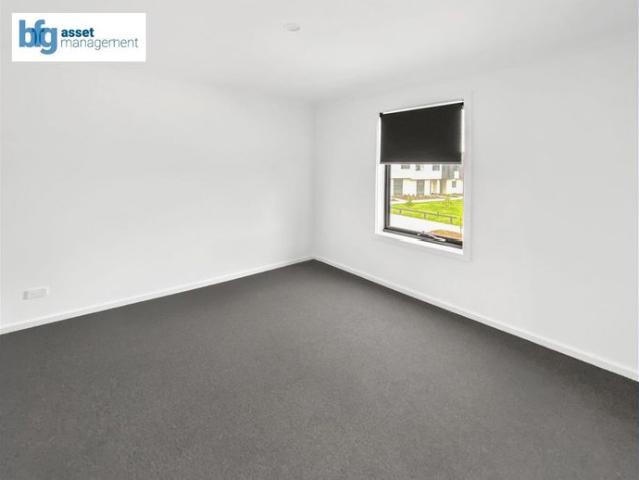 Townhouse for rent in Camerons Creek, Victoria
