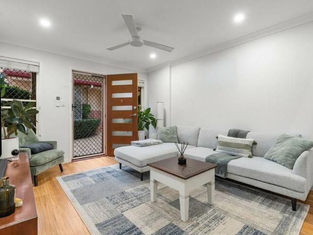 Townhouse for rent in Toombul, Queensland