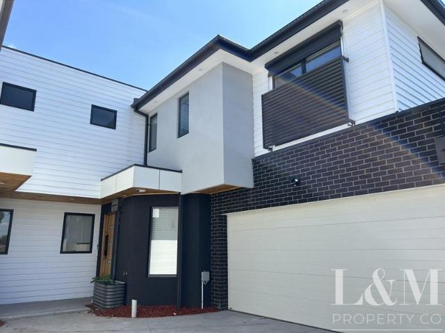 Townhouse for rent in Glenroy, Melbourne
