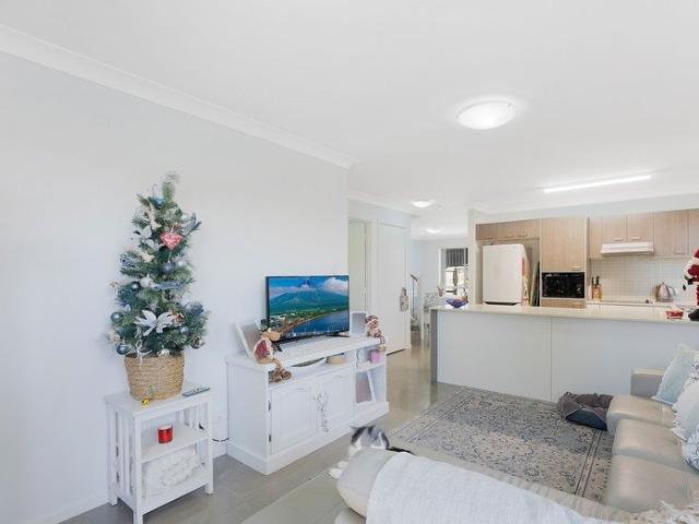 Townhouse for sale in Toombul, Queensland