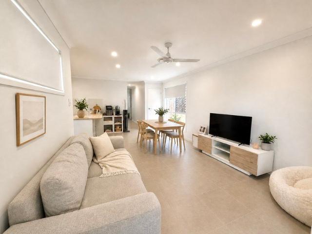 Townhouse for sale in Toombul, Queensland
