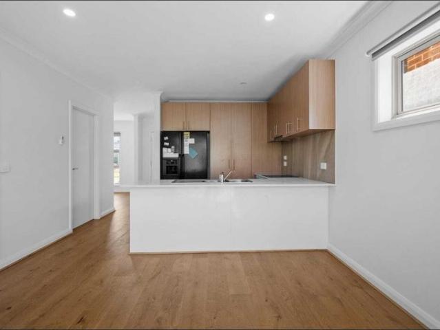 Townhouse for rent in Camerons Creek, Victoria