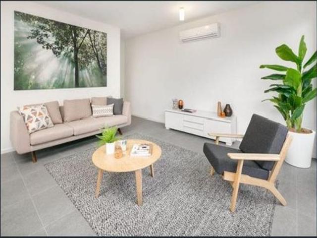 Townhouse for rent in Camerons Creek, Victoria