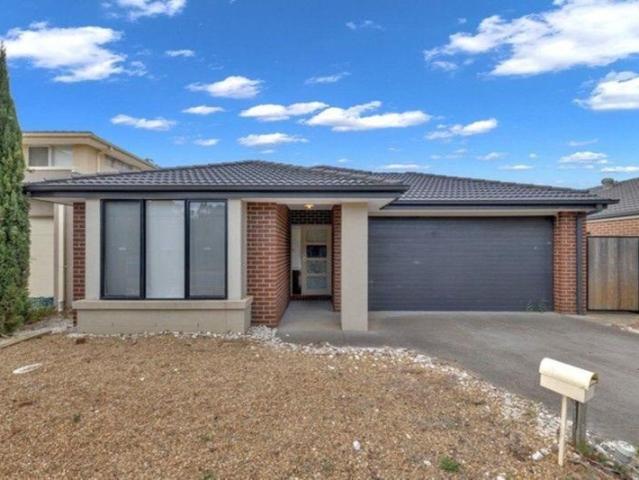 House for rent in Sackville Place, Melbourne
