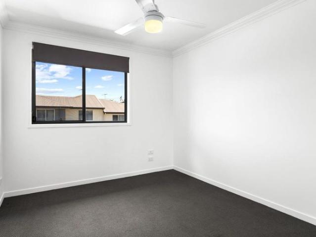 Townhouse for rent in Toombul, Queensland