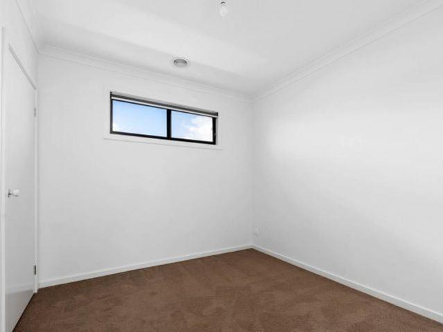 Townhouse for rent in Camerons Creek, Victoria