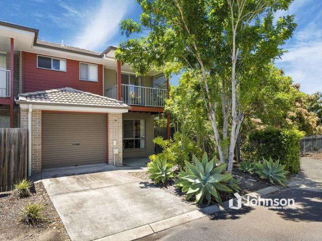 Townhouse for sale in Toombul, Queensland