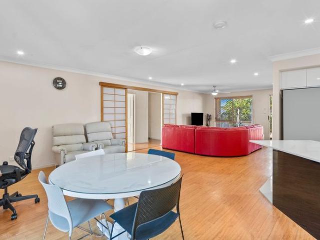 Townhouse for rent in Runcorn, Greater Brisbane