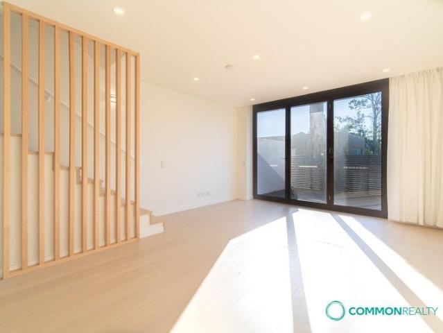 Townhouse for rent in Sydney, New South Wales