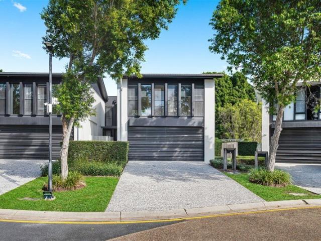 Townhouse for sale in Fernbrook, Queensland