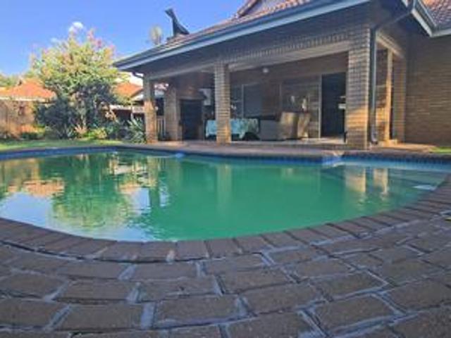 Townhouse for sale in Sedibeng, Gauteng