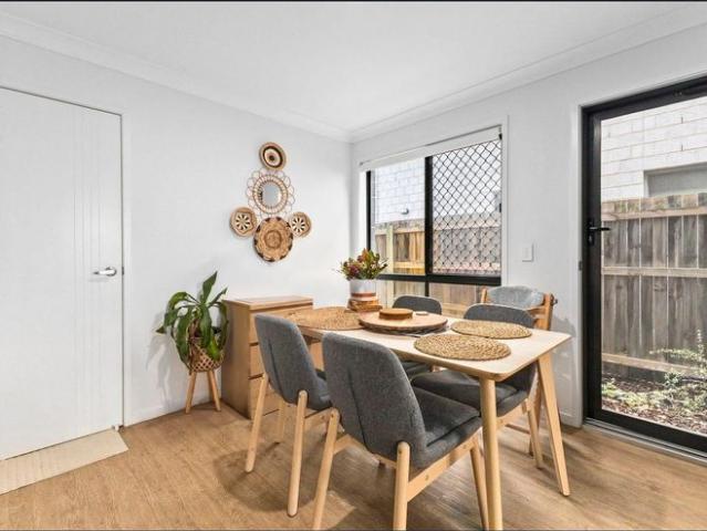 Townhouse for rent in Toombul, Queensland