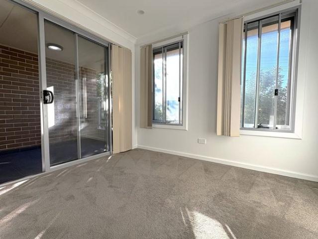 Townhouse for rent in Sydney, New South Wales