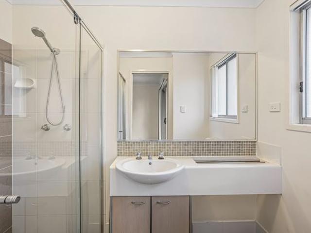 Townhouse for sale in Toombul, Queensland
