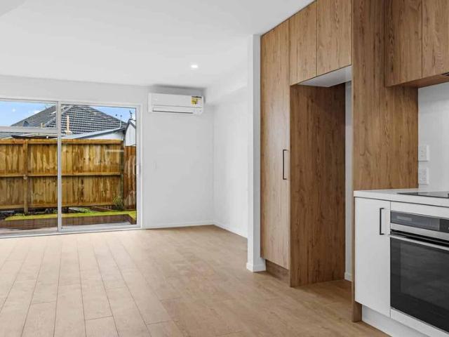 Townhouse for rent in Spreydon, Canterbury